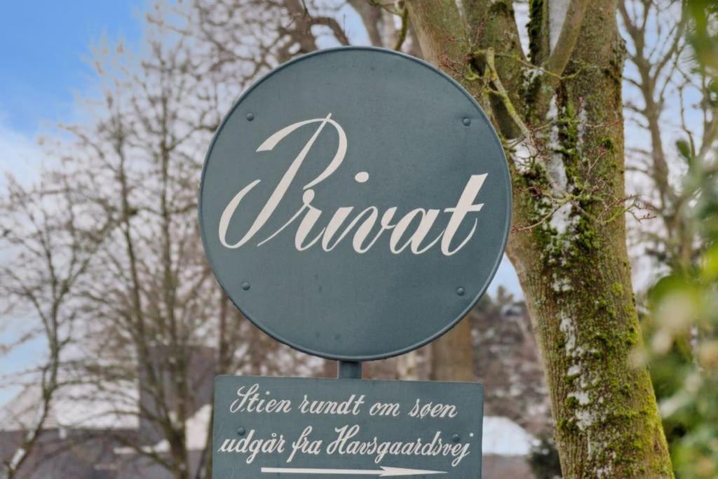 Huge In Hellerup With A Large Garden - Very Close To Villaer *